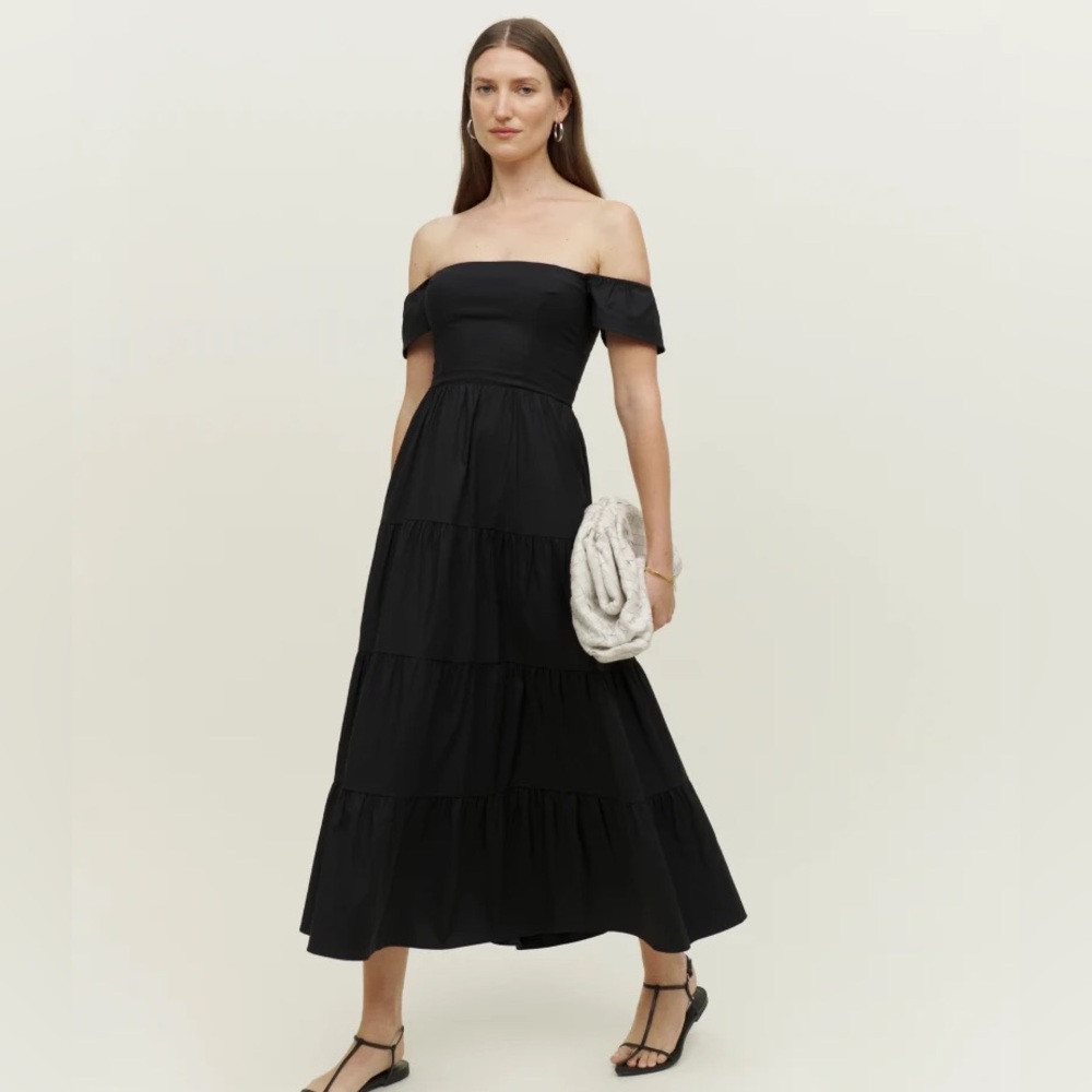 Reformation Derek off shoulder midi tiered dress size 6, Black